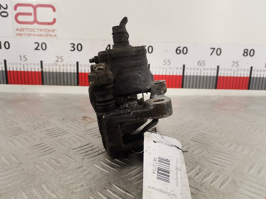 Суппорт передний правый SUZUKI Swift 1989-2003