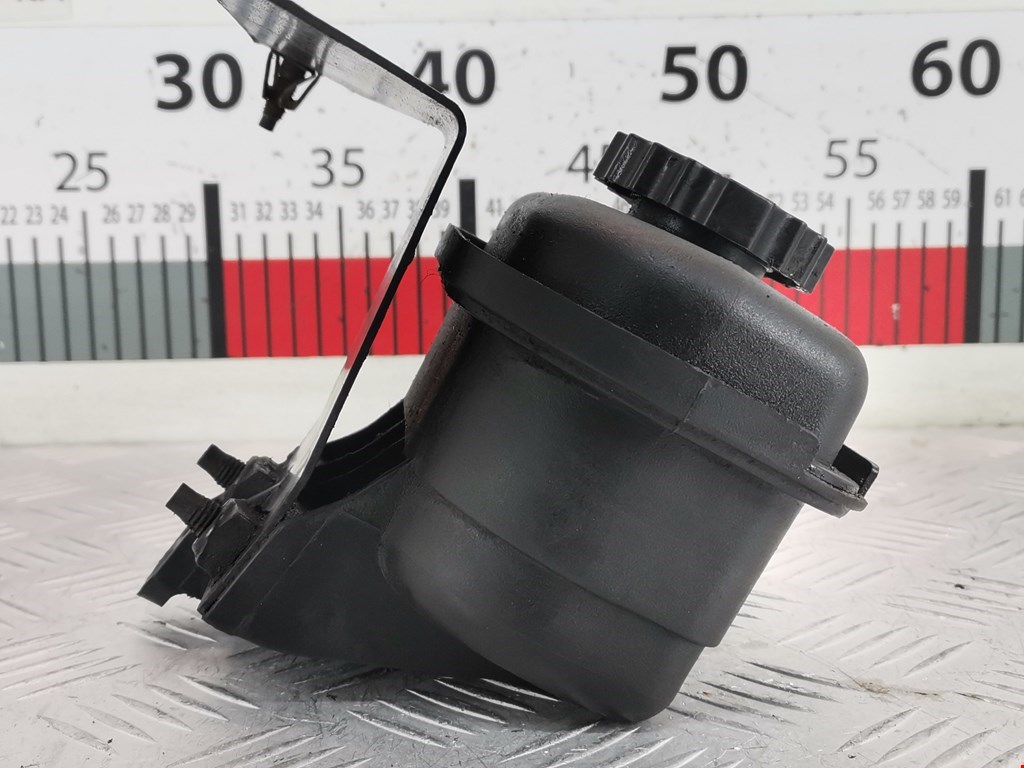 Бачок ГУР (гидроусилителя) CHRYSLER Voyager III GS 1995-2000