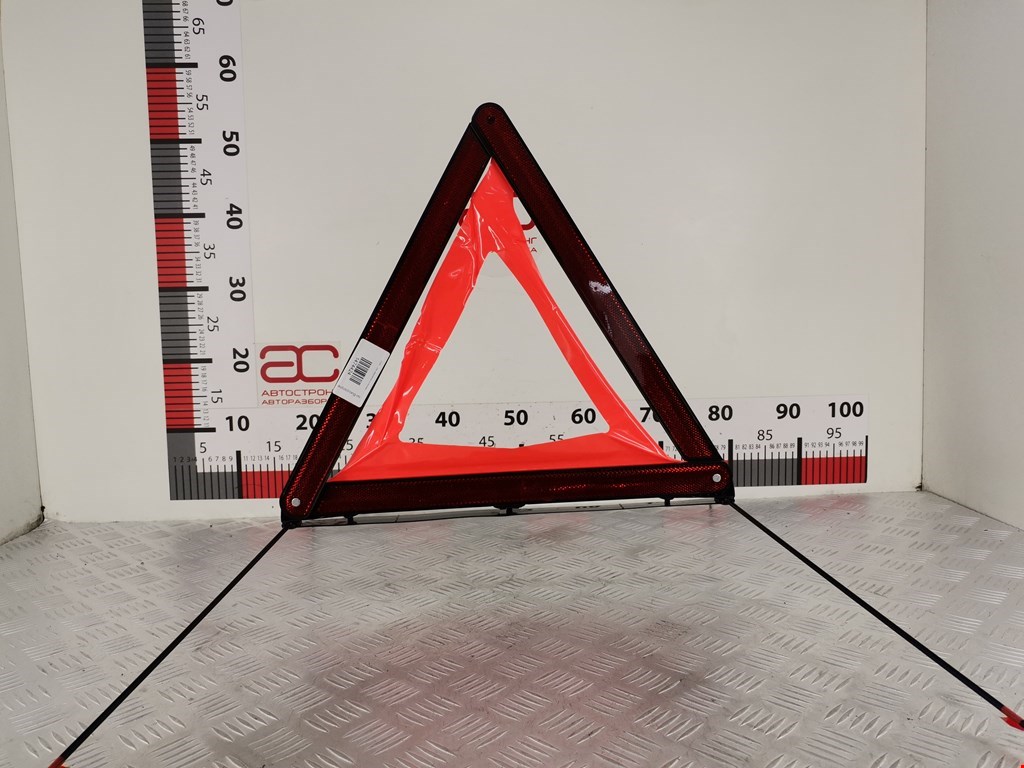 Знак аварийной остановки AUDI A4 B8 2007-2015