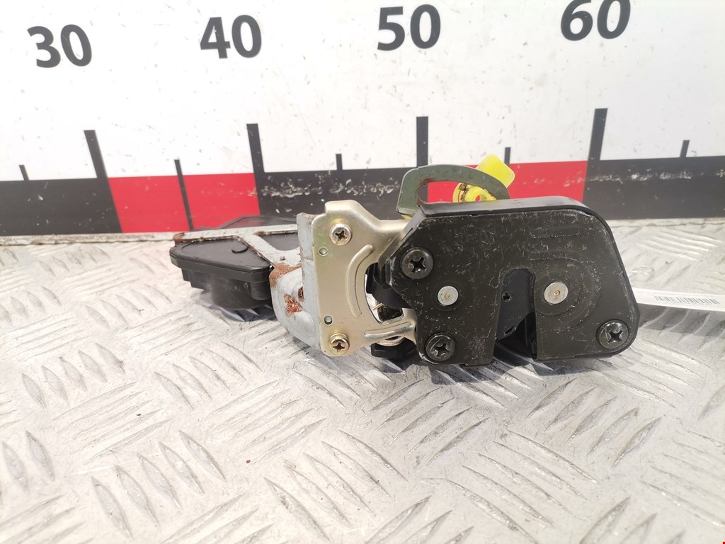 Замок двери задней левой HYUNDAI Trajet 1999-2008