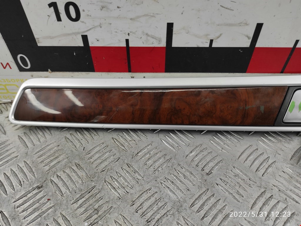 Ручка дверная передняя внутренняя правая VOLKSWAGEN Touareg 2010-2018