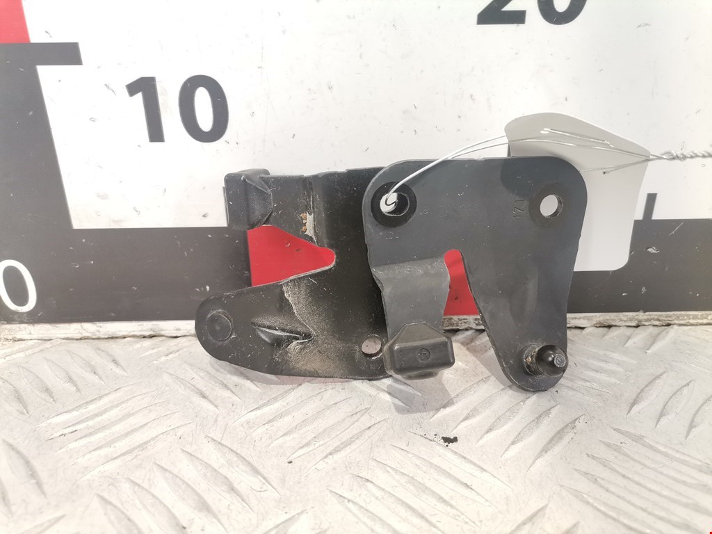 Амортизатор крышки (двери) багажника BMW X1 E84 2009-2015