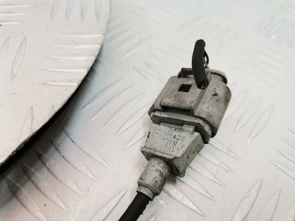 Датчик положения коленвала VOLKSWAGEN Passat B5 1997-2005