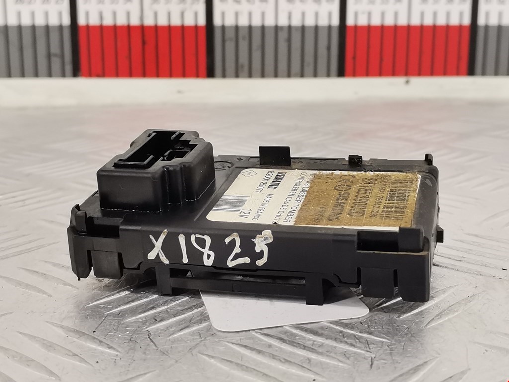 Замок зажигания RENAULT Megane II 2002-2009