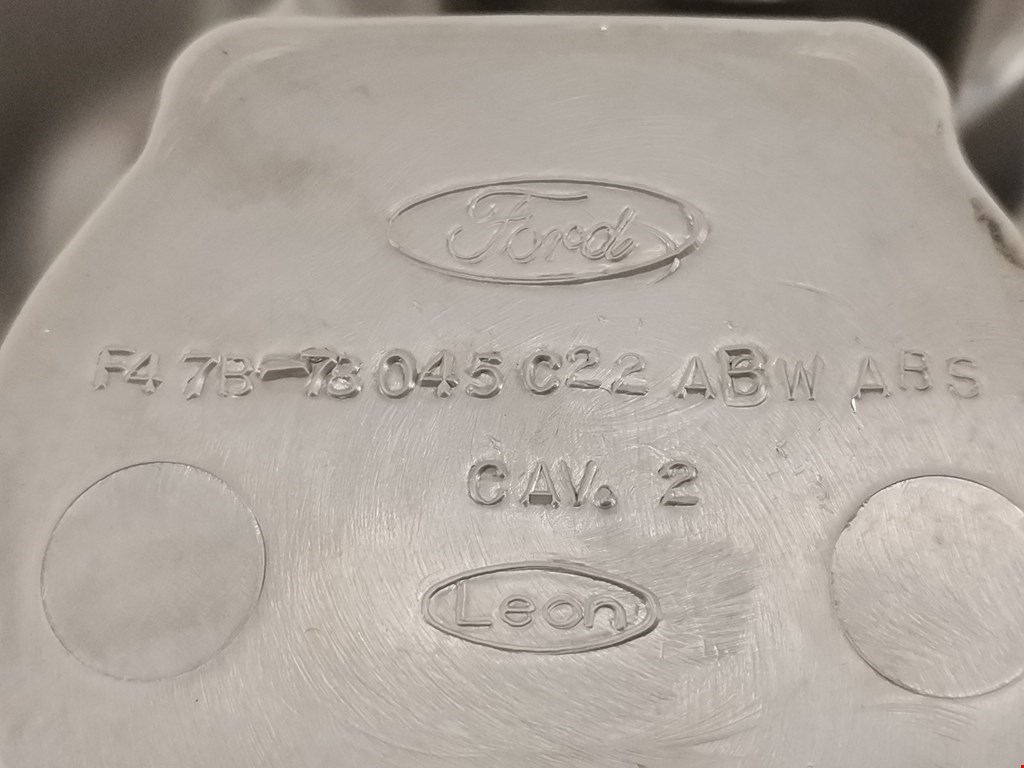 Подстаканник FORD Explorer 1995-2001