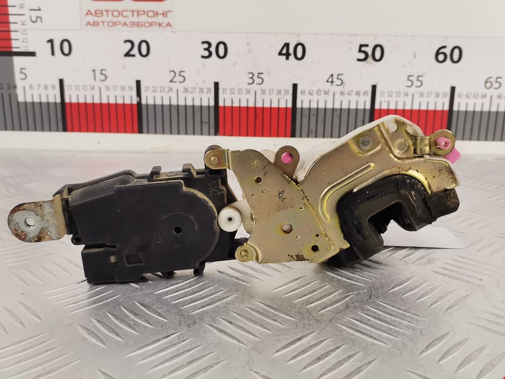 Замок двери передней правой SUBARU Legacy 1994-1999