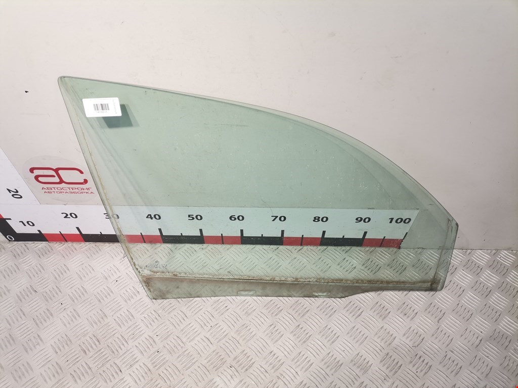Стекло двери переднее правое CHRYSLER PT Cruser 2000-2010