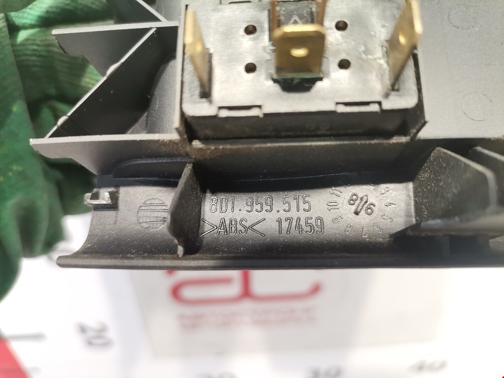 Блок управления стеклоподъемниками AUDI A4 B5 1995-2001