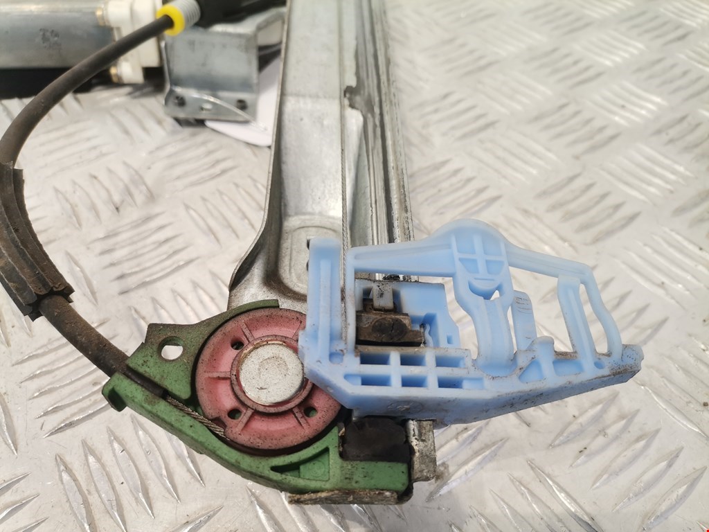 Стеклоподъемник передний правый CITROEN C 2 2003-2008