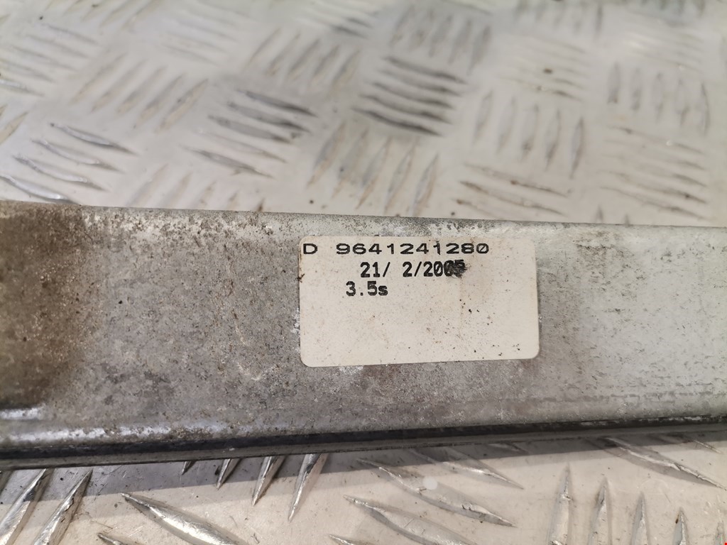 Стеклоподъемник передний правый CITROEN C 2 2003-2008