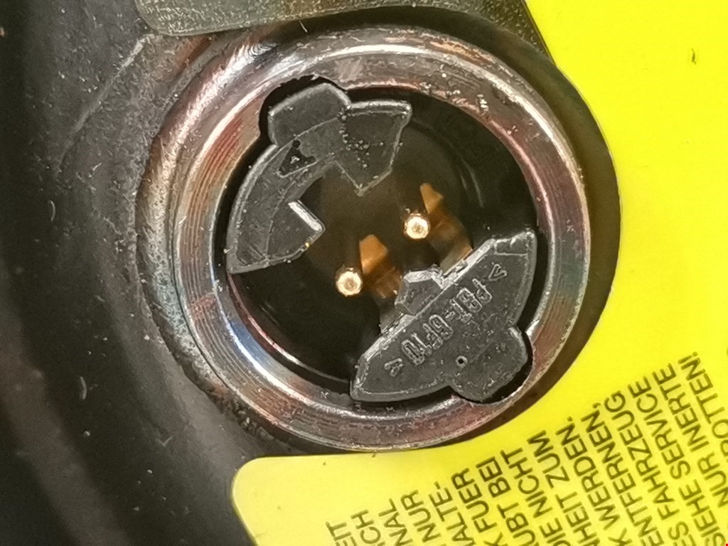 Подушка безопасности в рулевое колесо OPEL Combo C 2001-2011