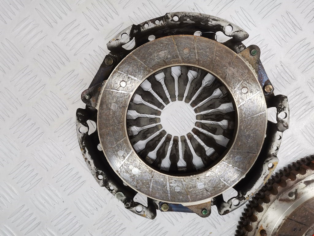 Маховик (демпфер сцепления) RENAULT Modus 2004-2012