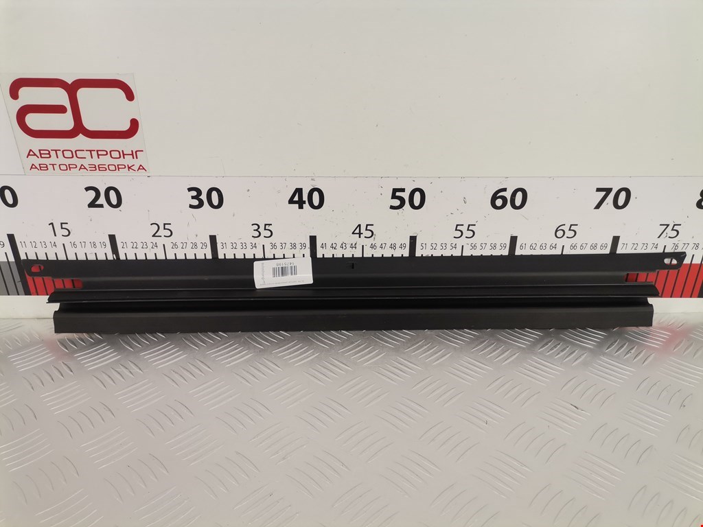 Накладка декоративная на порог правая Lexus LX 2 (J100) (1998-2007)