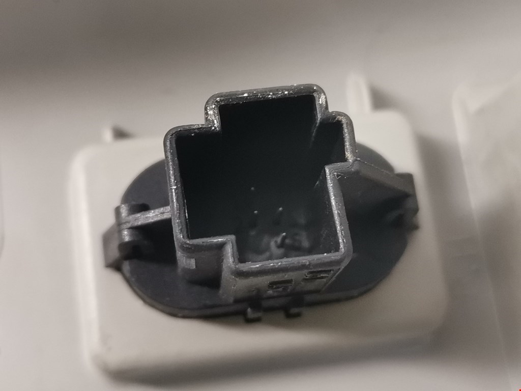 Кнопка стеклоподъемника FORD Mondeo III 2000-2007