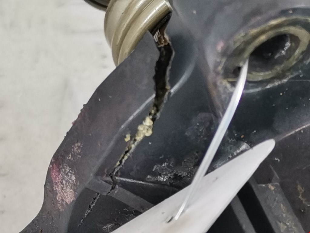 Корпус термостата FORD Mondeo III 2000-2007