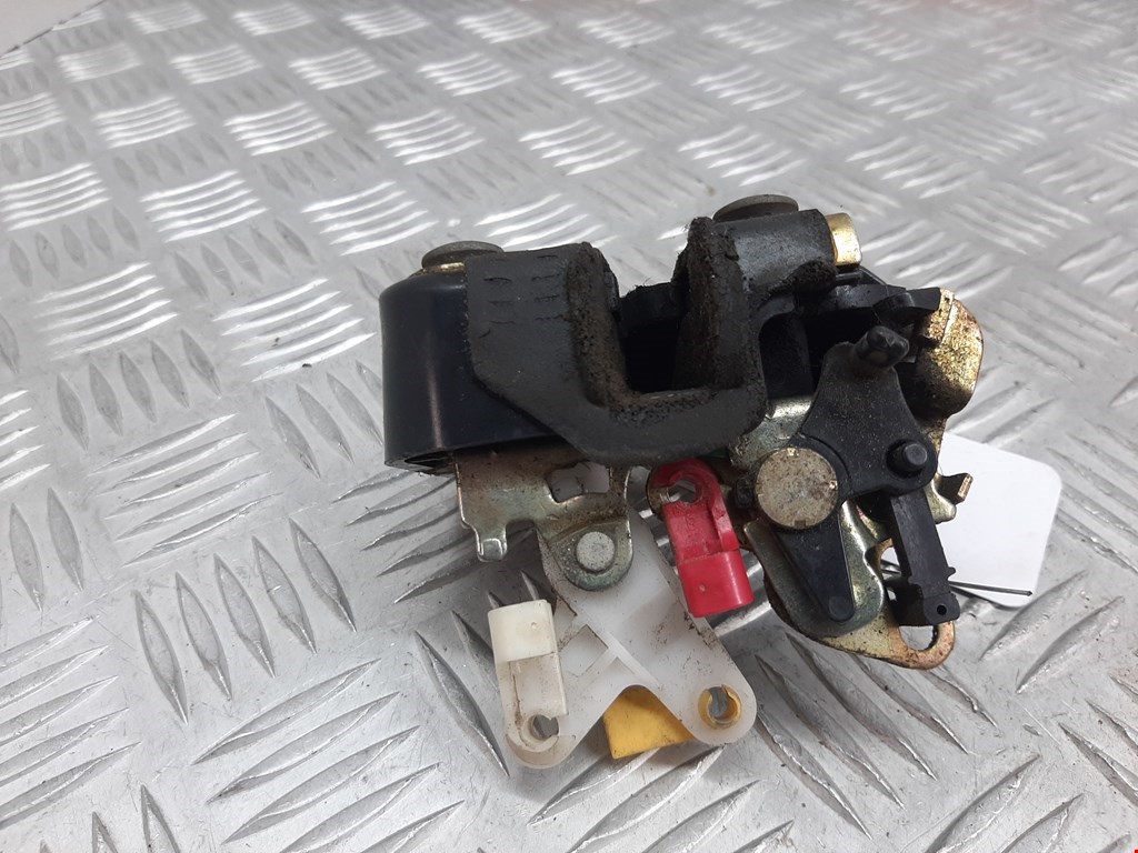 Замок двери задней правой CHRYSLER PT Cruser 2000-2010