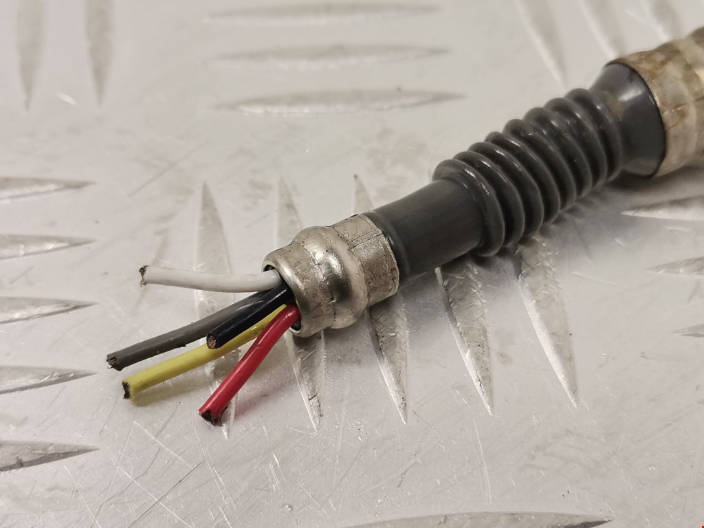 Датчик кислородный lambdasond OPEL Vivaro A 2001-2014