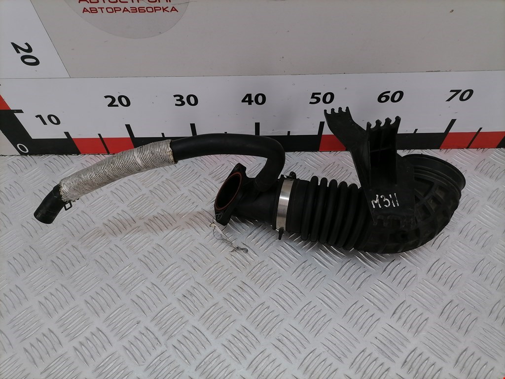 Патрубок воздушного фильтра NISSAN Navara III D40 2005-2015