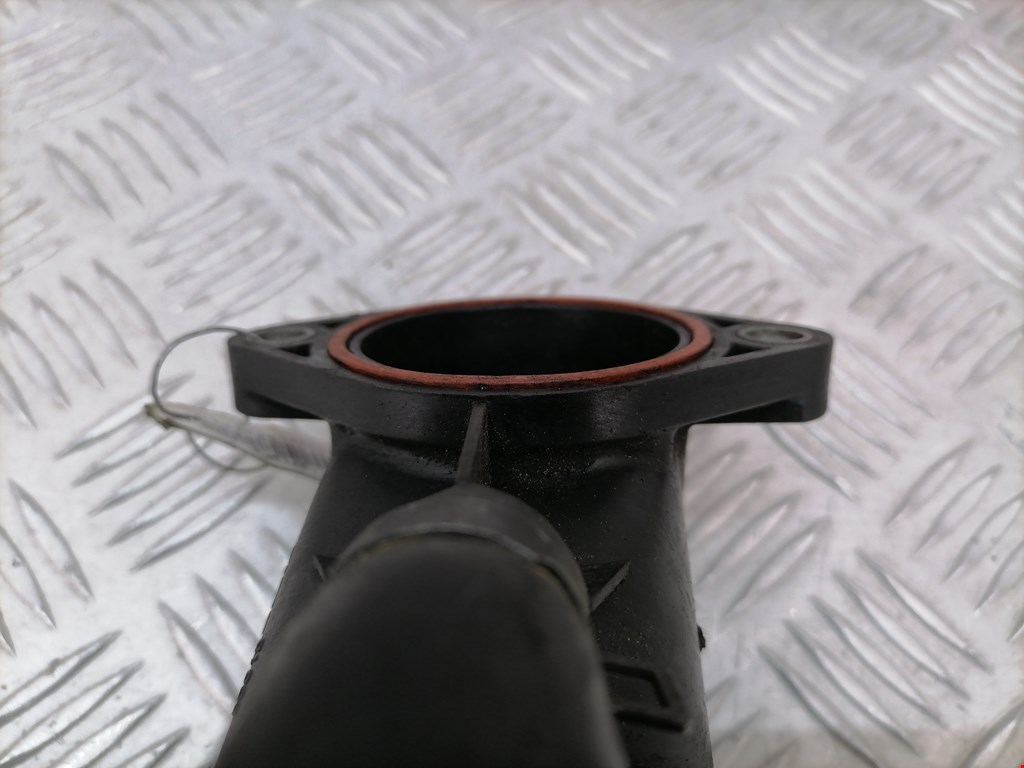 Патрубок воздушного фильтра NISSAN Navara III D40 2005-2015