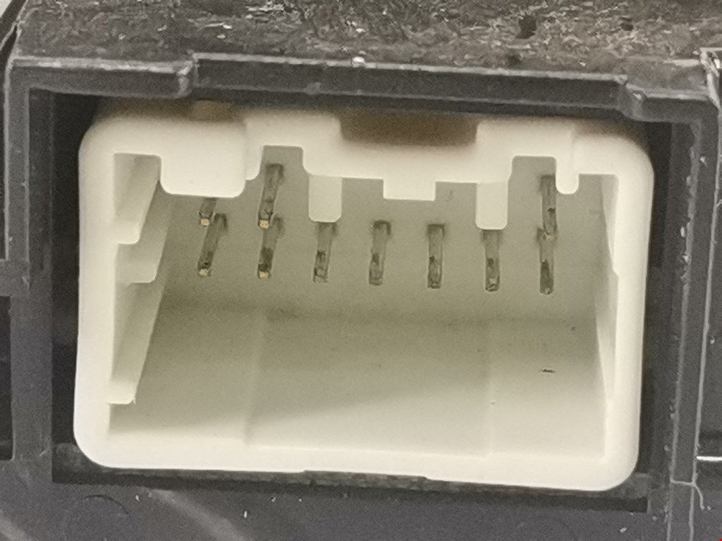 Дисплей информационный (компьютера) VOLVO V50 I 2004-2012