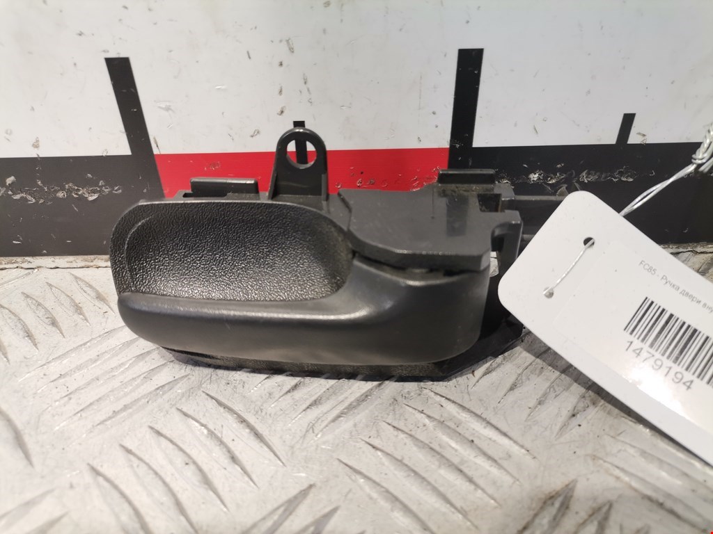 Ручка дверная передняя внутренняя правая TOYOTA Yaris 1999-2005