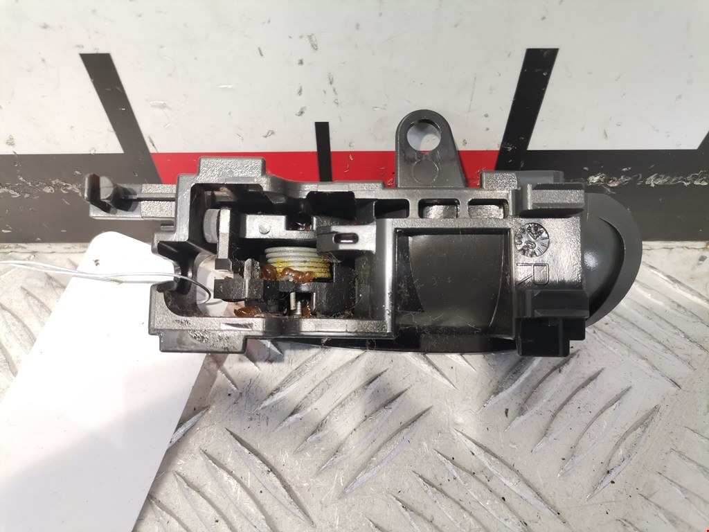 Ручка дверная передняя внутренняя правая TOYOTA Yaris 1999-2005