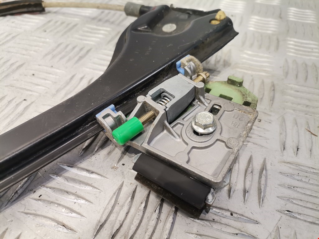 Стеклоподъемник передний правый MERCEDES-BENZ SLK-Class R171 2004-2011