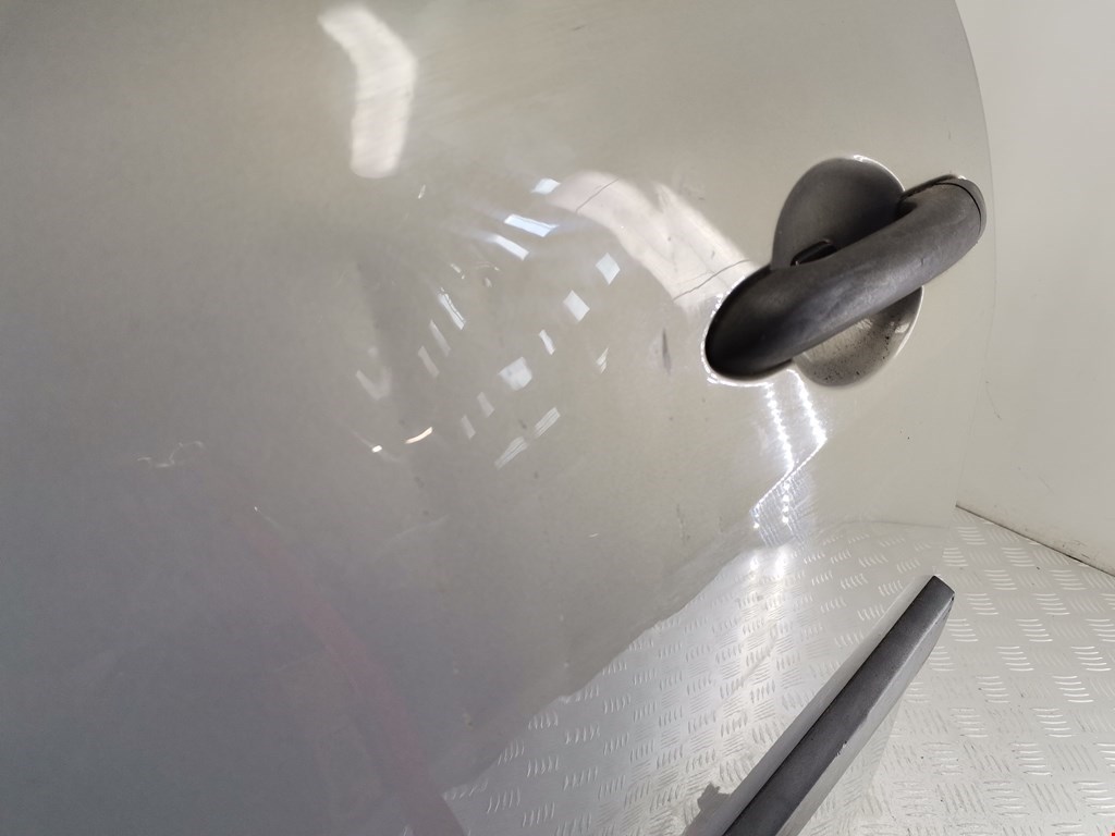 Дверь передняя левая RENAULT Megane II 2002-2009