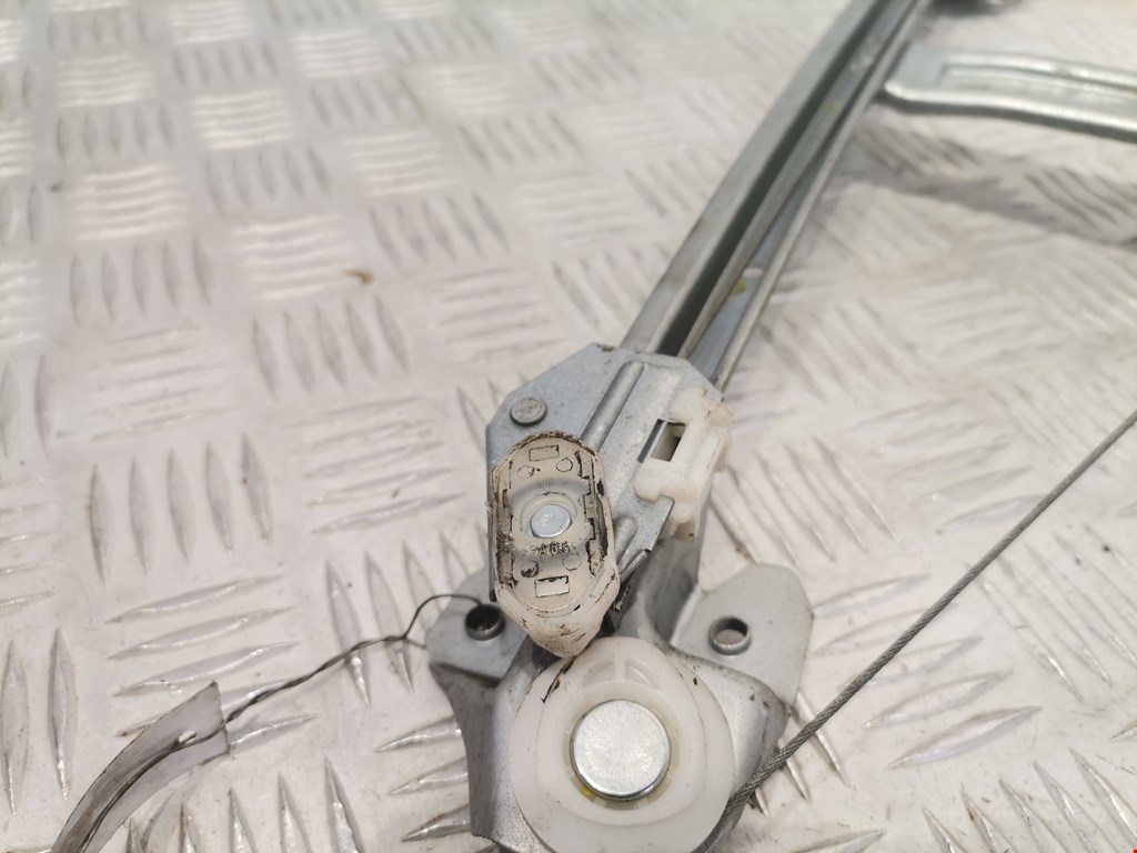 Стеклоподъемник задний левый OPEL Astra H/Family 2004-2015