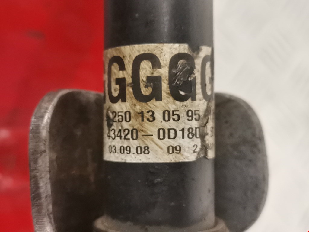 Полуось (привод, приводной вал) передняя левая TOYOTA Yaris II XP50 2005-2011