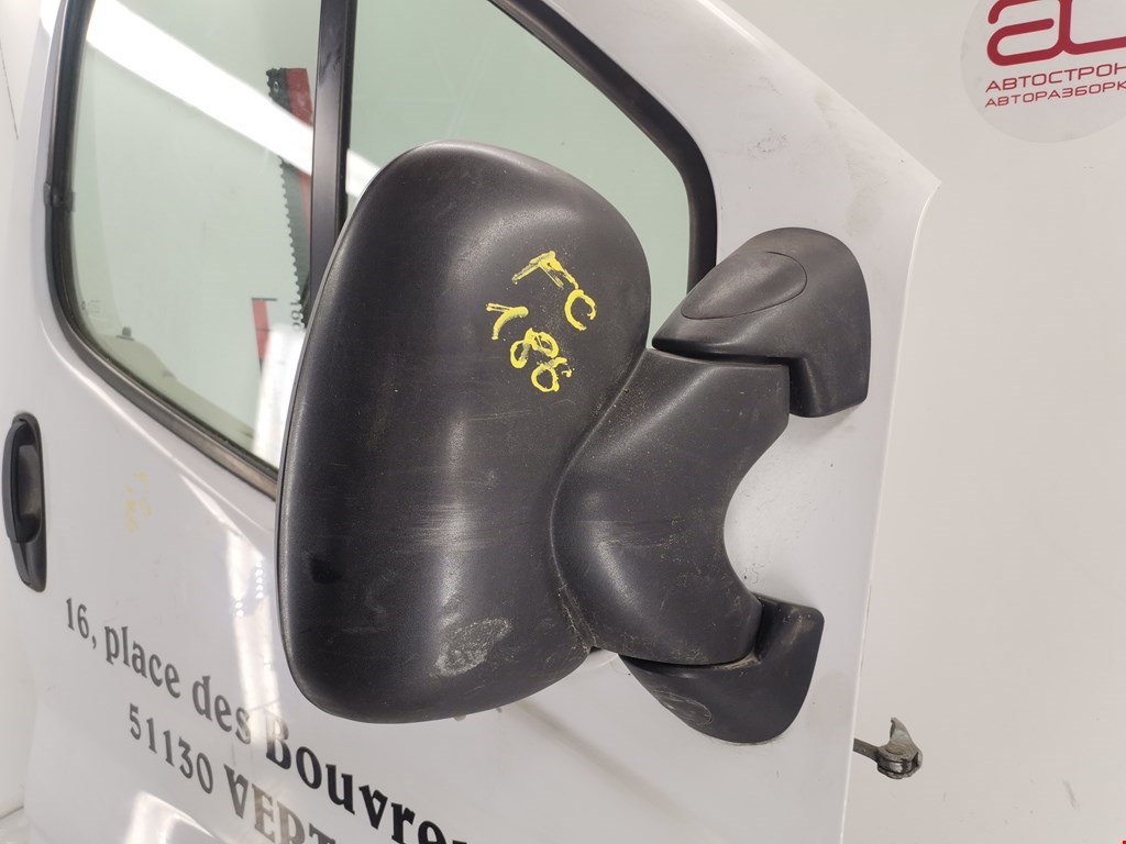 Дверь передняя правая RENAULT Trafic II 2001-2014