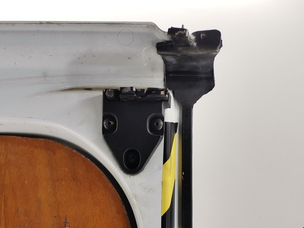 Бампер задний RENAULT Trafic II 2001-2014