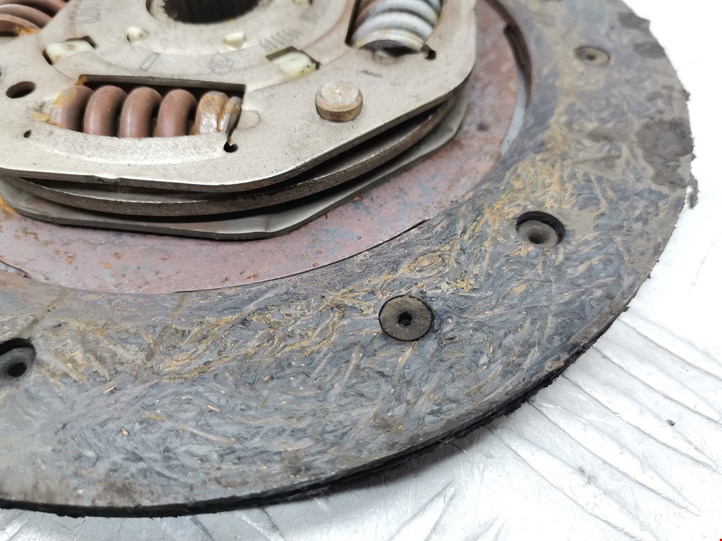 Маховик (демпфер сцепления) RENAULT Clio 1998-2008