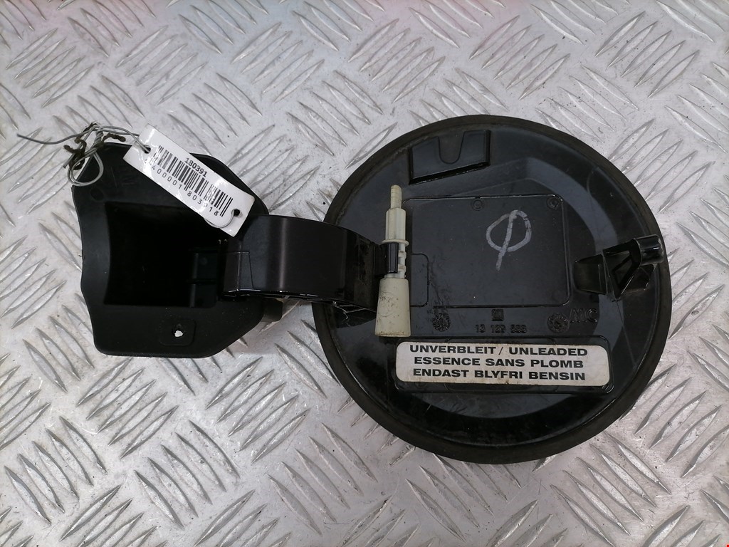 Лючок бензобака OPEL Zafira B 2005-2012
