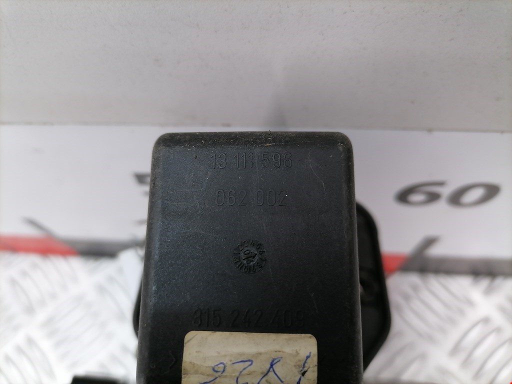 Лючок бензобака OPEL Zafira B 2005-2012