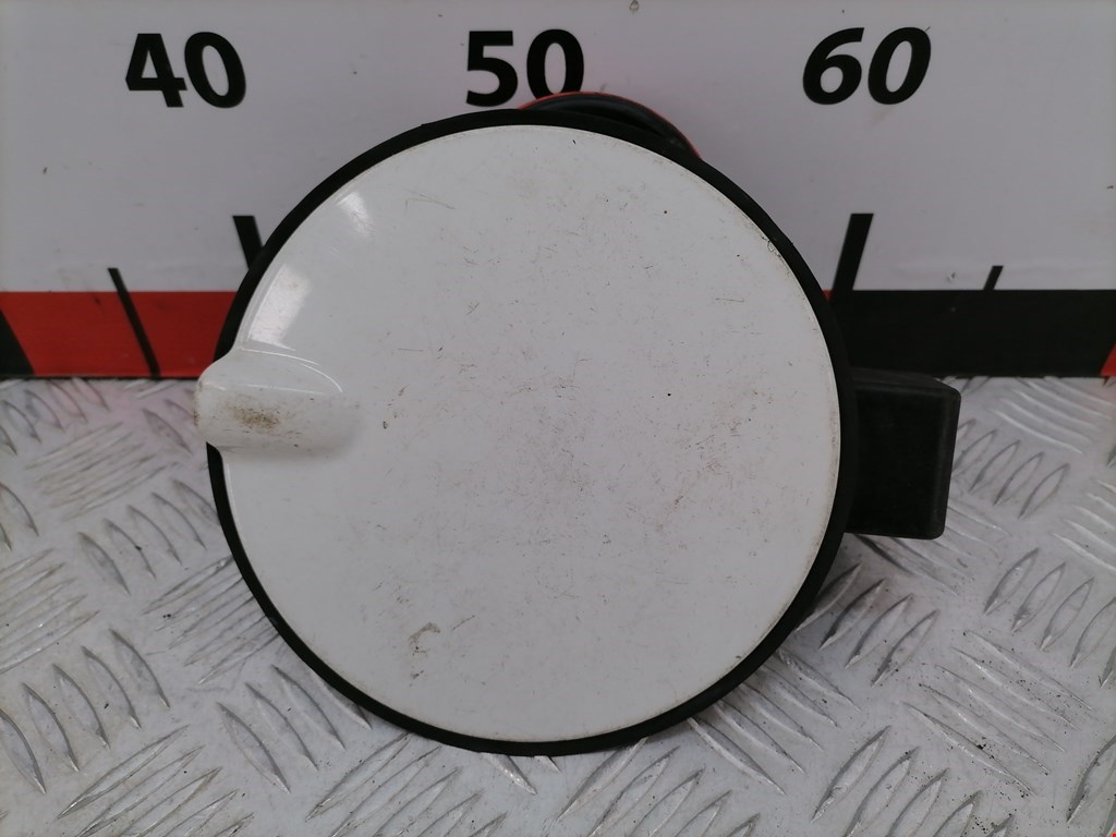 Лючок бензобака OPEL Corsa D 2006-2014