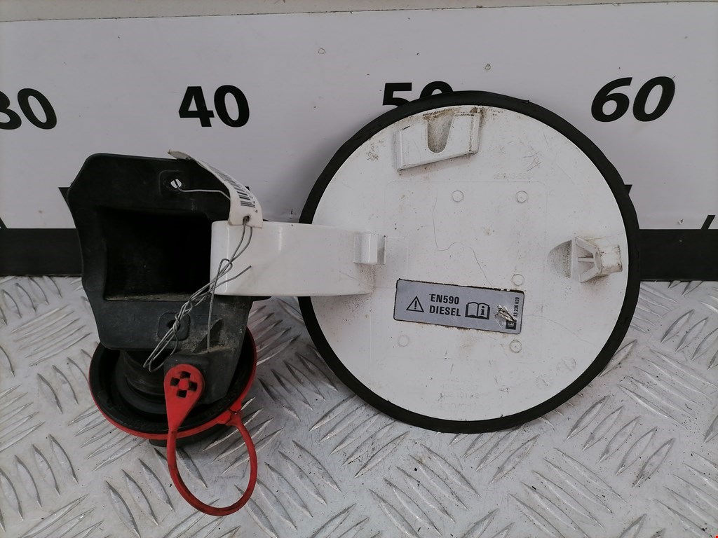 Лючок бензобака OPEL Corsa D 2006-2014