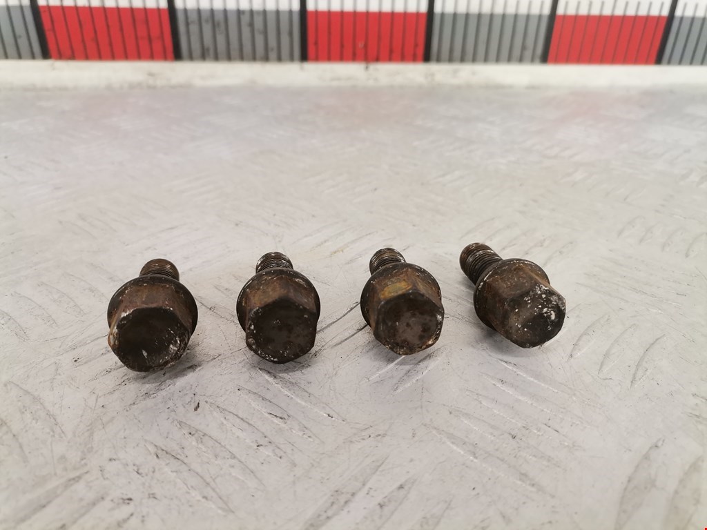 Болты FIAT Grande Punto 2005-2009