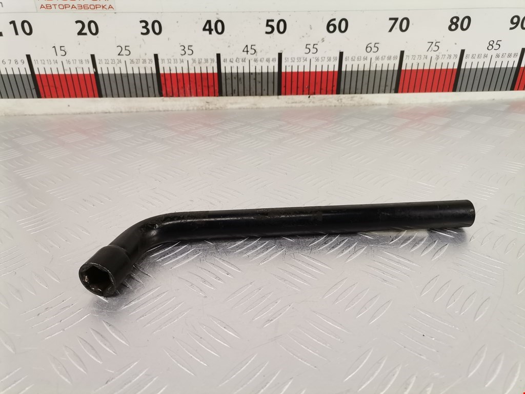 Ключ балонный SAAB 9-3 1998-2002