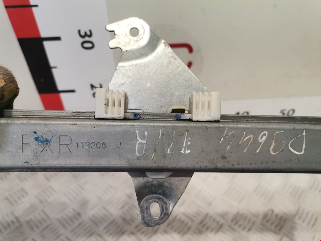 Стеклоподъемник передний правый NISSAN Note E11 2005-2014