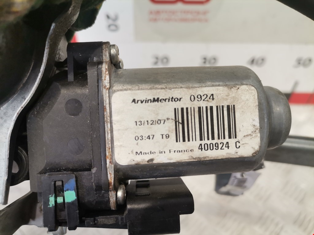 Стеклоподъемник передний правый NISSAN Note E11 2005-2014