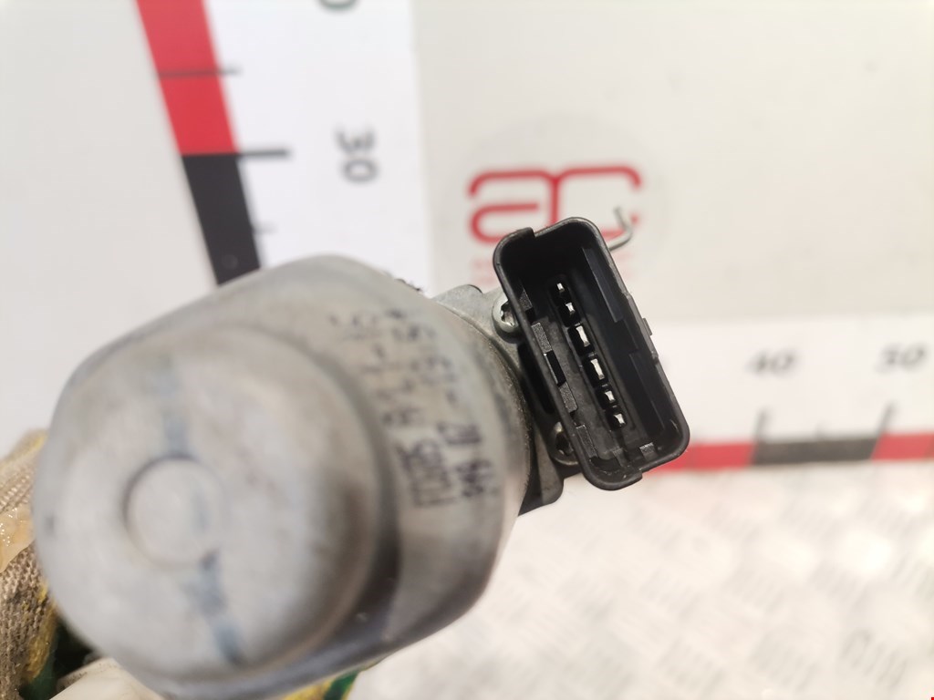 Стеклоподъемник передний правый NISSAN Note E11 2005-2014