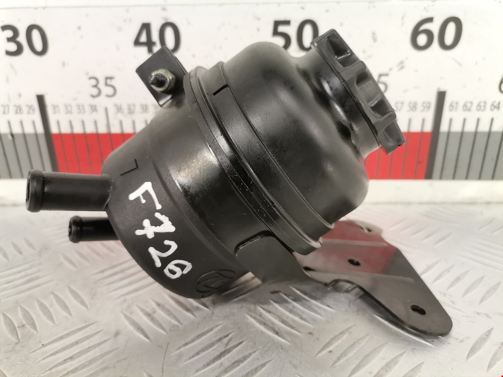 Бачок ГУР (гидроусилителя) TOYOTA Yaris 1999-2005