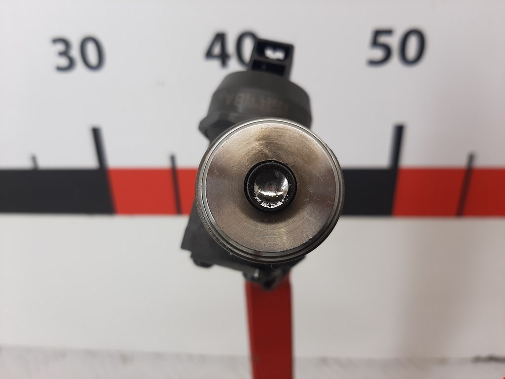 Форсунка дизельная электрическая VOLKSWAGEN Passat B6 2005-2011