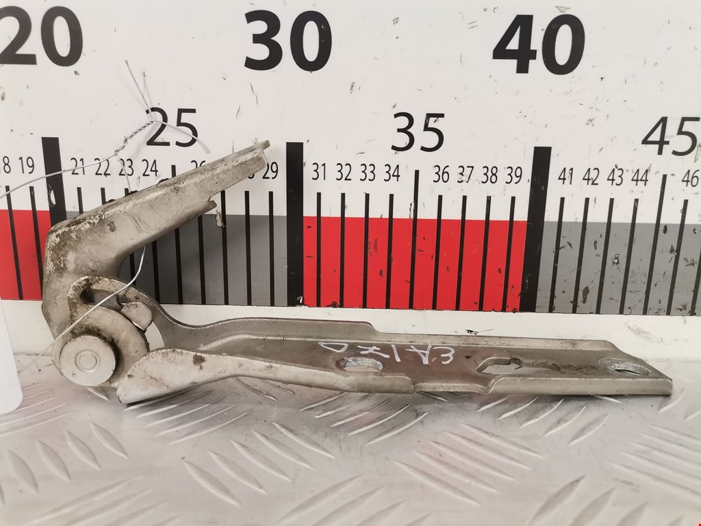 Петля капота левая/правая AUDI A4 B6 2001-2005