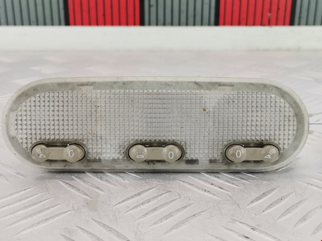Плафон салонный (салона фонарь) RENAULT Megane II 2002-2009