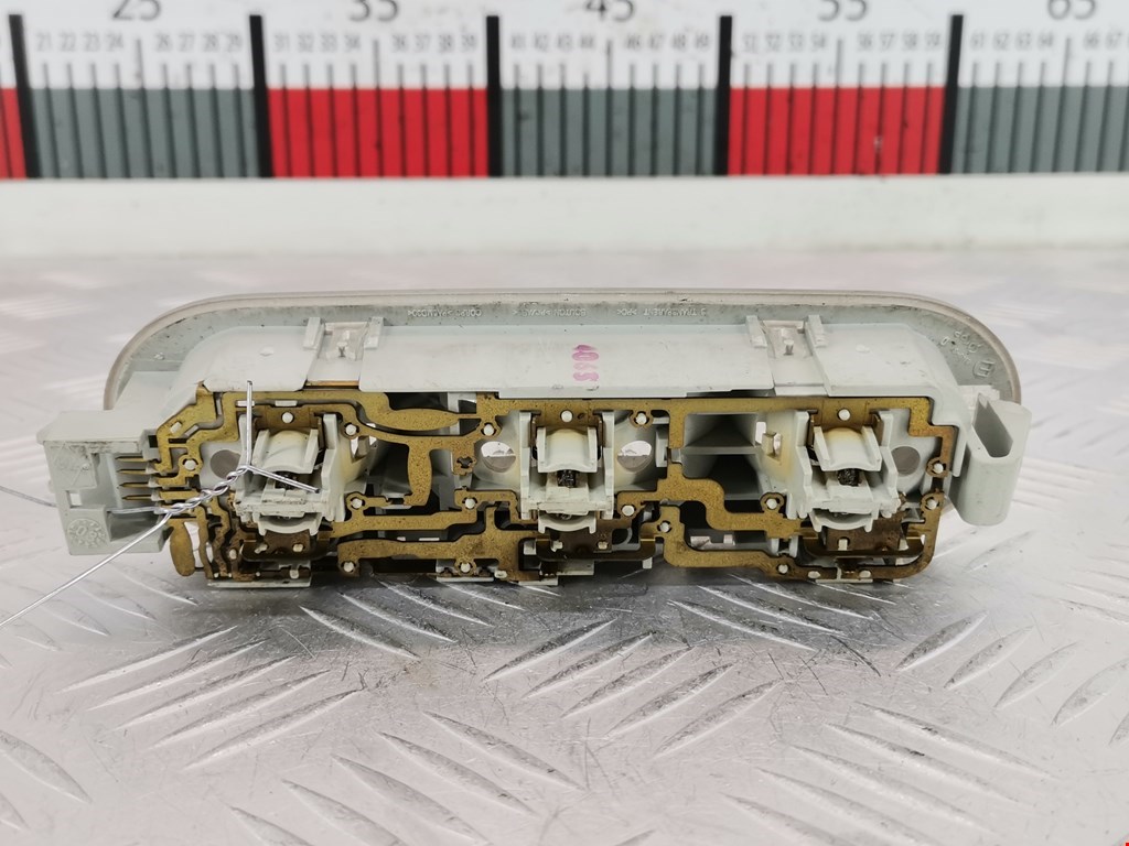 Плафон салонный (салона фонарь) RENAULT Megane II 2002-2009