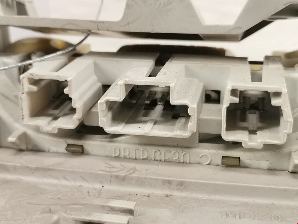 Плафон салонный (салона фонарь) CITROEN C5 I 2001-2008