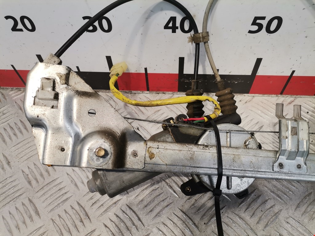 Стеклоподъемник задний левый MAZDA 323 BA 1994-1998