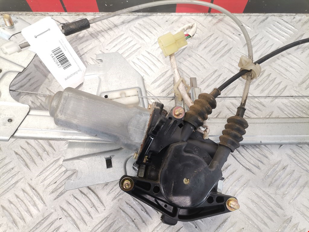 Стеклоподъемник задний правый MAZDA 323 BA 1994-1998